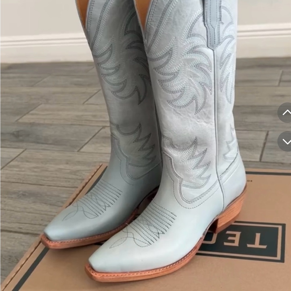 Tecovas Annie slate blue ISO